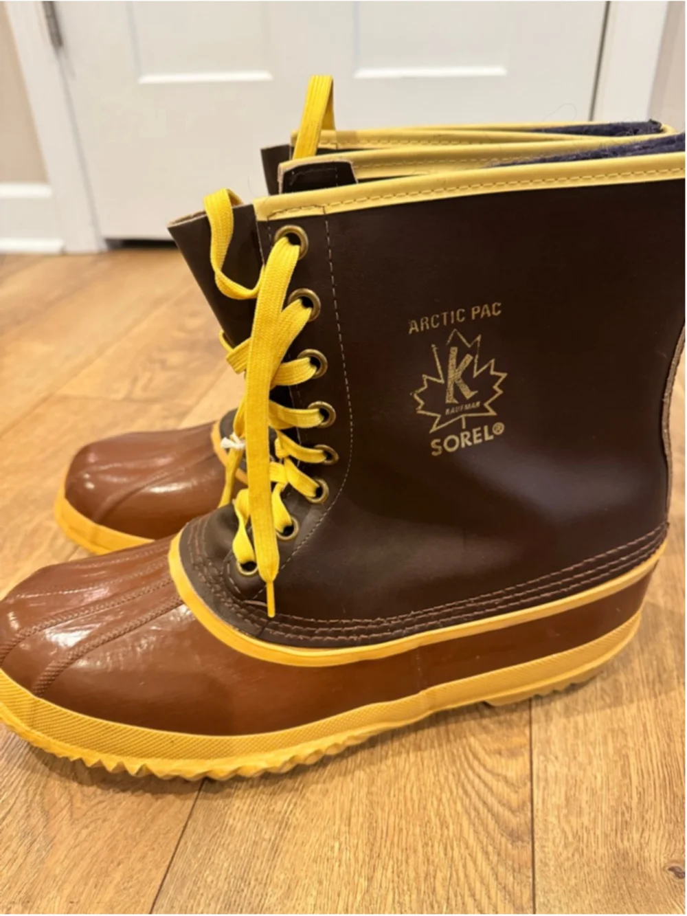 Men's Vintage Sorel Arctic Pac Winter Boots Size 14 Brown Yellow
